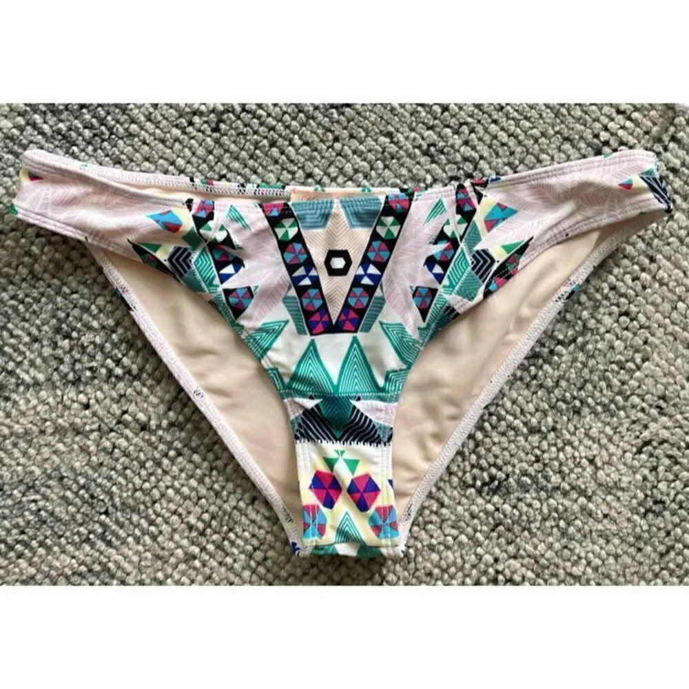 Mara Hoffman Basket Weave Bikini Top (M) and Bottom (S) in Maristar Lilac